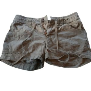 Patagonia olive green shorts, 3 1/2" inseam size 6